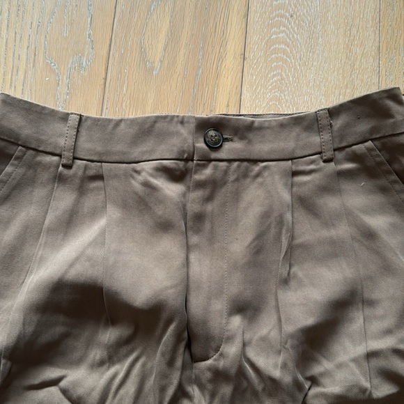 Reformation Mason High-Waist Shorts - Picture 2 of 4